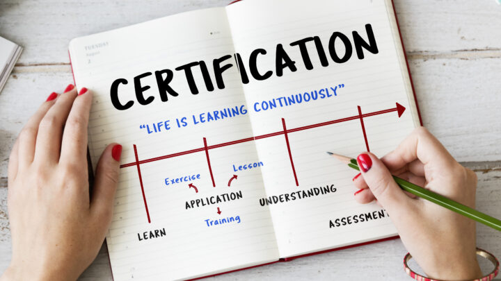 Explorez les différentes certifications pour évaluer votre niveau en anglais.